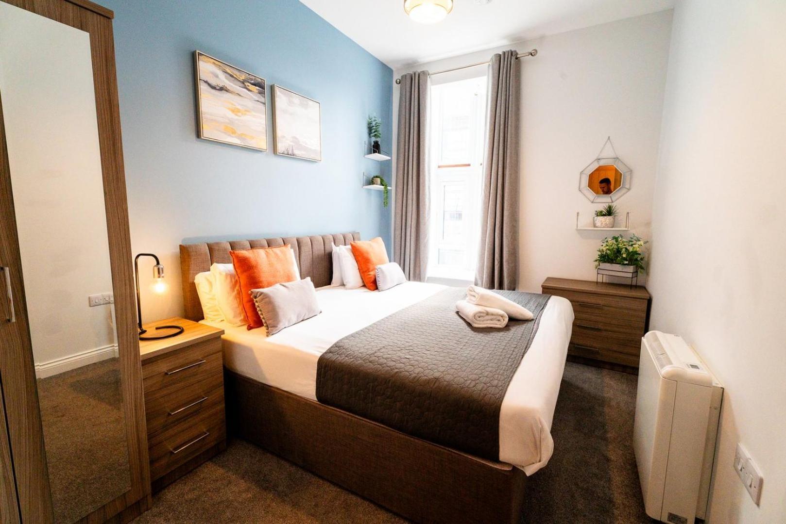 Free Parking | Smart Tv | 4 Guests Apartment Swansea Phòng bức ảnh