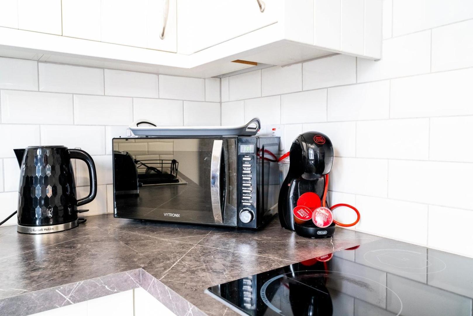 Free Parking | Smart Tv | 4 Guests Apartment Swansea Phòng bức ảnh