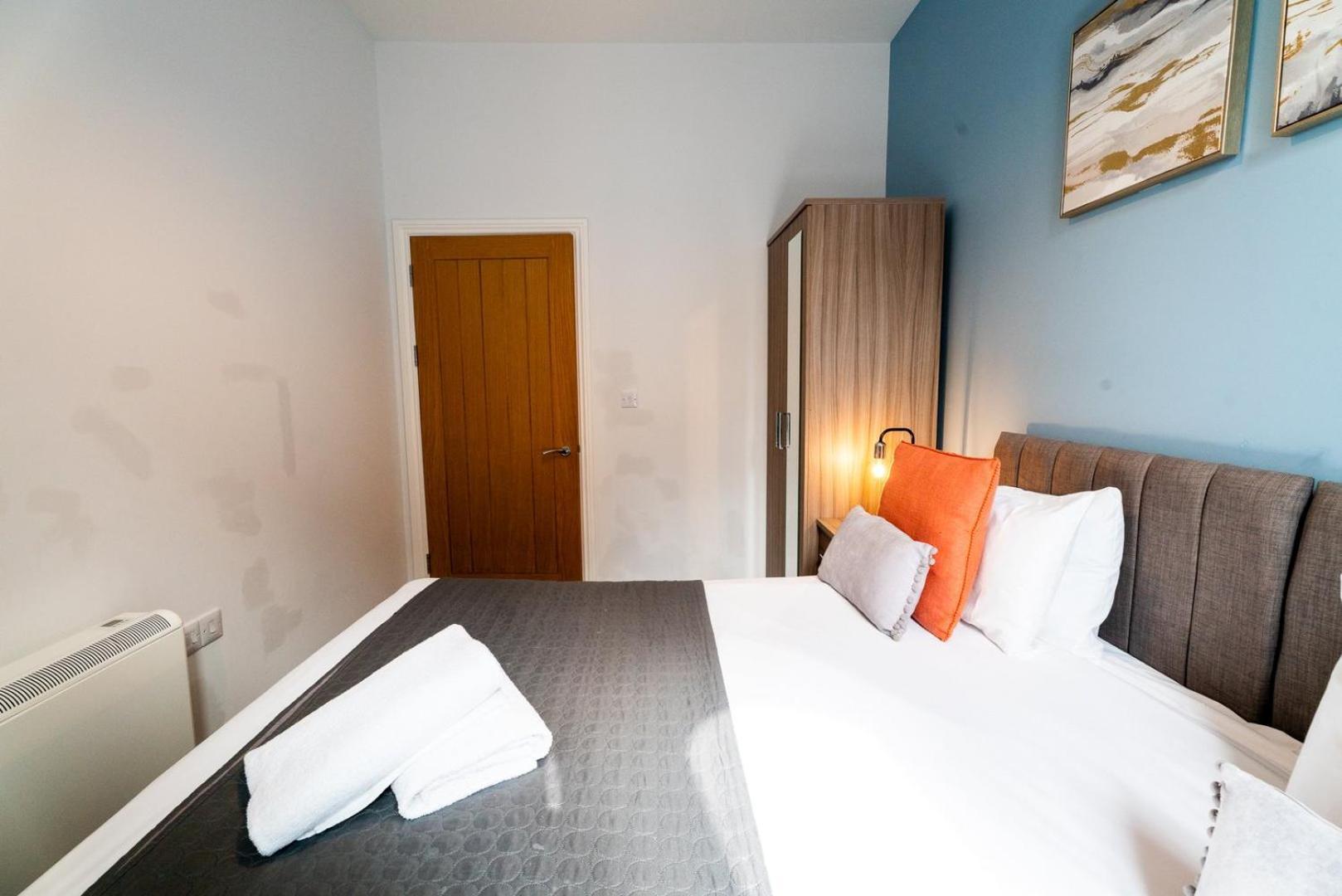 Free Parking | Smart Tv | 4 Guests Apartment Swansea Phòng bức ảnh