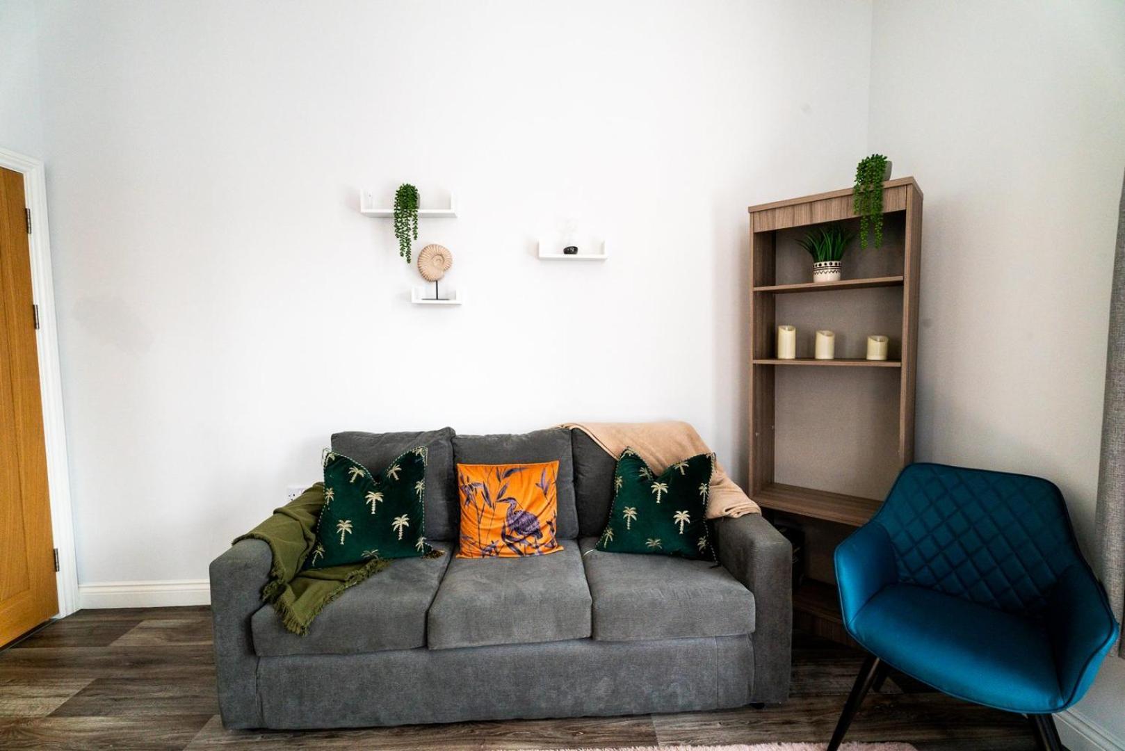 Free Parking | Smart Tv | 4 Guests Apartment Swansea Phòng bức ảnh