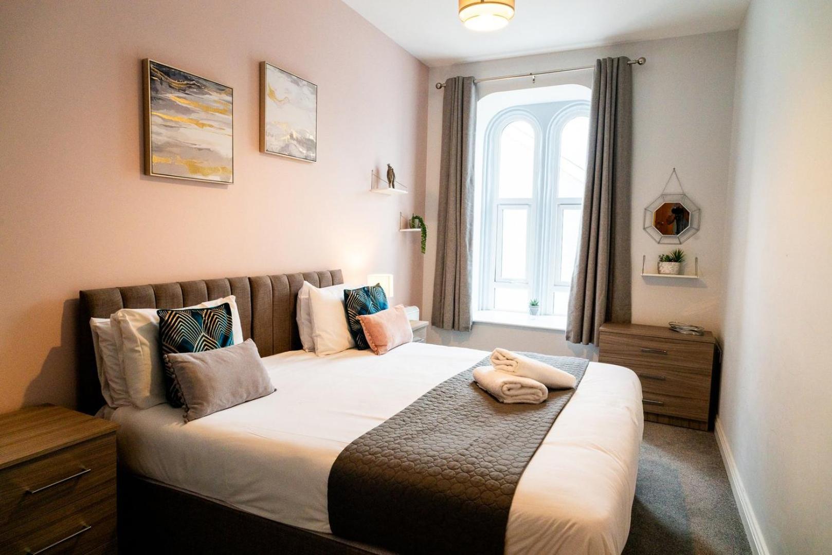 Free Parking | Smart Tv | 4 Guests Apartment Swansea Phòng bức ảnh